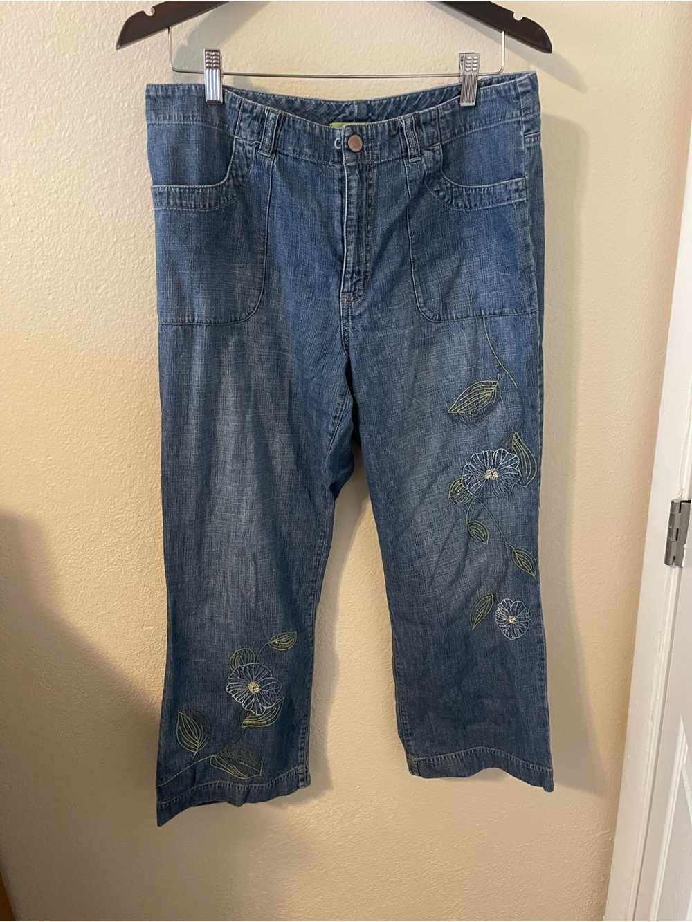 Sigrid Olsen Blue Denim Jeans with Green Floral Embroidery
